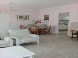 #351160F - Apartamento para Venda em Guarujá - SP